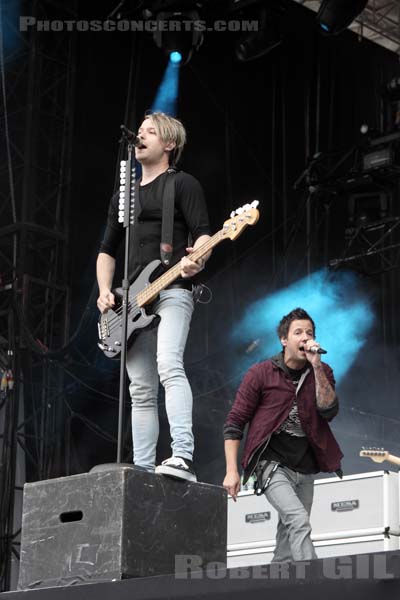 SIMPLE PLAN - 2011-08-28 - SAINT CLOUD - Domaine National - Grande Scene - 